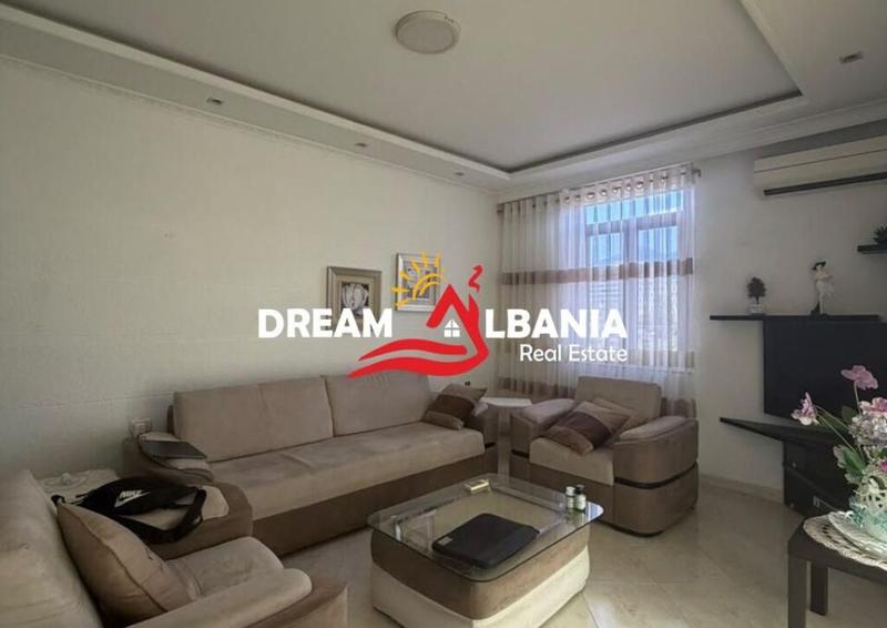 Appartamento 2+1 in affitto a Farmaci FarmaNet- Pallatet Agimi, Tirana, 100 m²