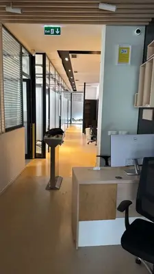 Zyrë me qera në Rruga Themistokli Gërmenji, Tiranë, 600 m². Foto 3 nga 9