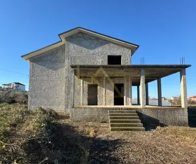 Villa for sale in Shijak, Durrës, 420 m². Photo 1 of 12