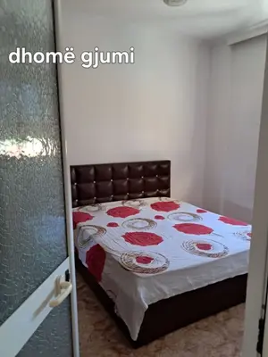 Apartament 2+1 me qera në Rruga e Kavajës, Tiranë, 95 m². Foto 4 nga 5
