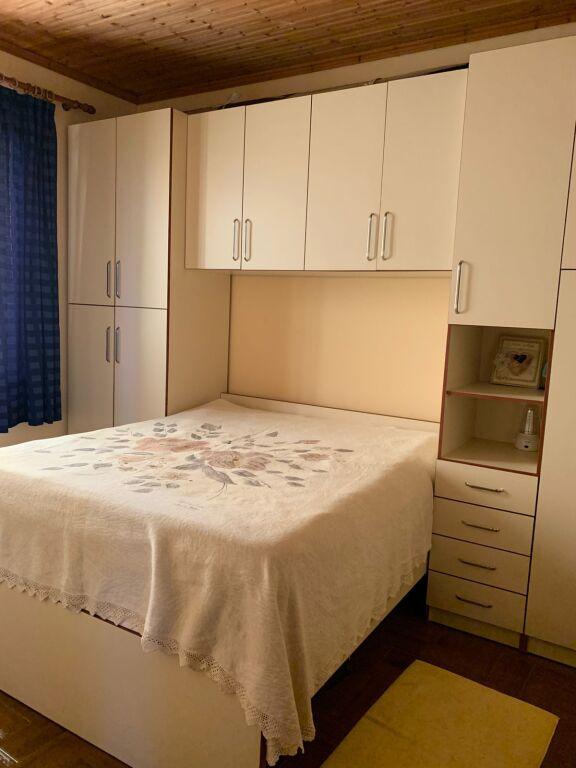 Shtëpi private 2+1 në shitje në Rruga Miro Torbaci, Vlorë, 170 m². Foto 2 nga 7