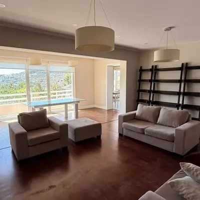 Apartament 3+1 me qera në TEG, Tiranë, 200 m². Foto 2 nga 4
