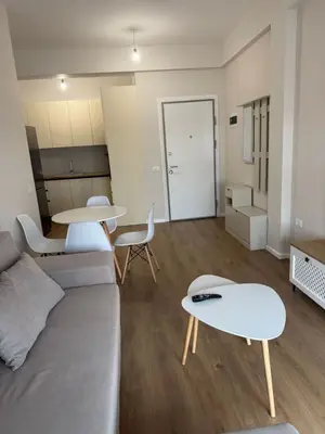 Appartamento 1+1 in affitto a Fresku, Tirana, 52 m². Foto 2 di 8