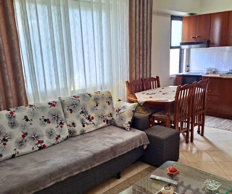 Apartament 1+1 në shitje në Lagja 13, Durrës, 56 m². Foto 2 nga 10
