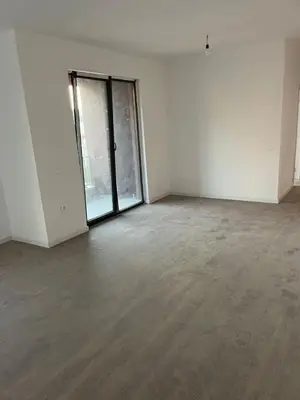 Apartament 2+1 me qera në Myslym Shyri, Tiranë, 90 m². Foto 6 nga 10