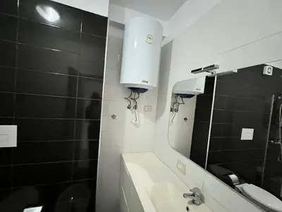 Apartament 2+1 me qera në Ujësjellës Kanalizime, Durrës, 88 m². Foto 8 nga 10