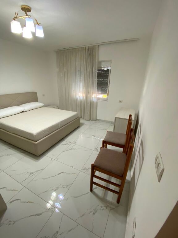 Appartamento 3+1 in affitto a Rruga Bardhyl, Tirana, 105 m². Foto 3 di 3