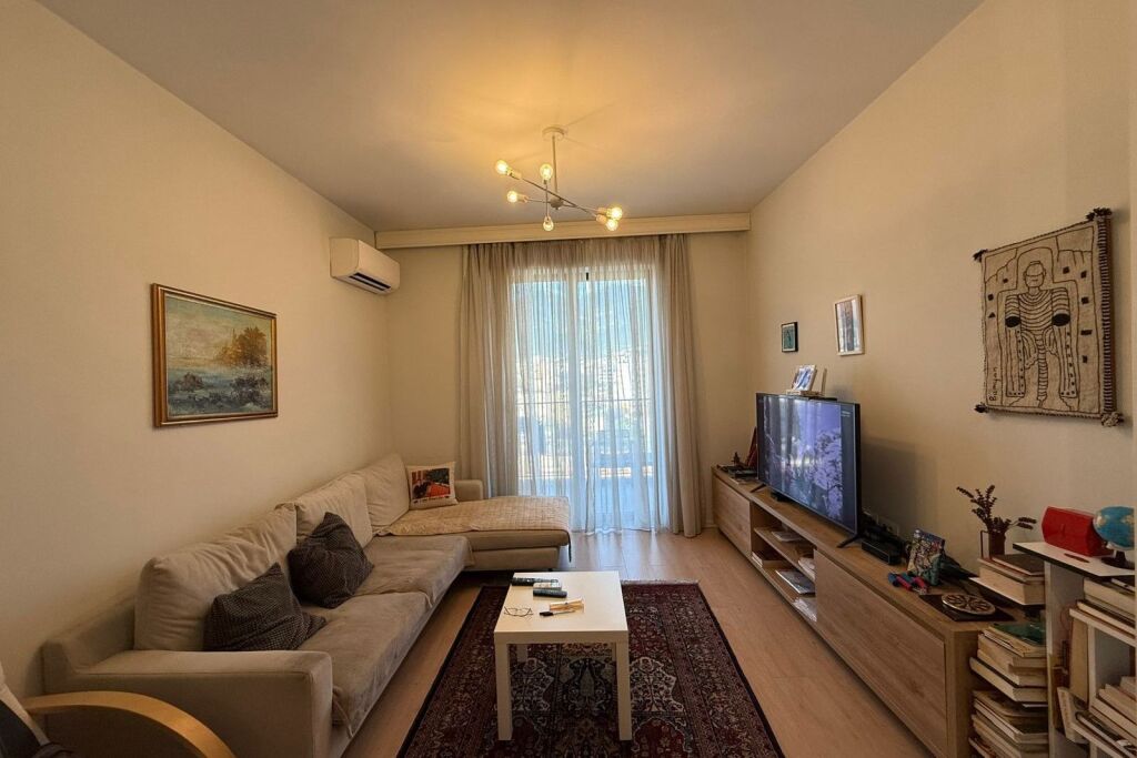 Apartment 1+1 for rent in Kinostudio, Tirana, 65 m². Photo 1 of 3