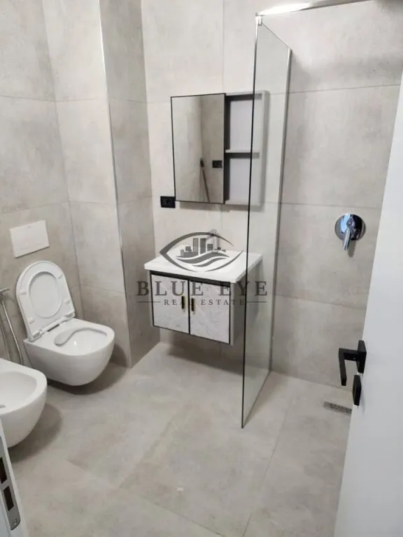 Apartment 3+1 for sale in Durrës, 150 m². Photo 1 of 8