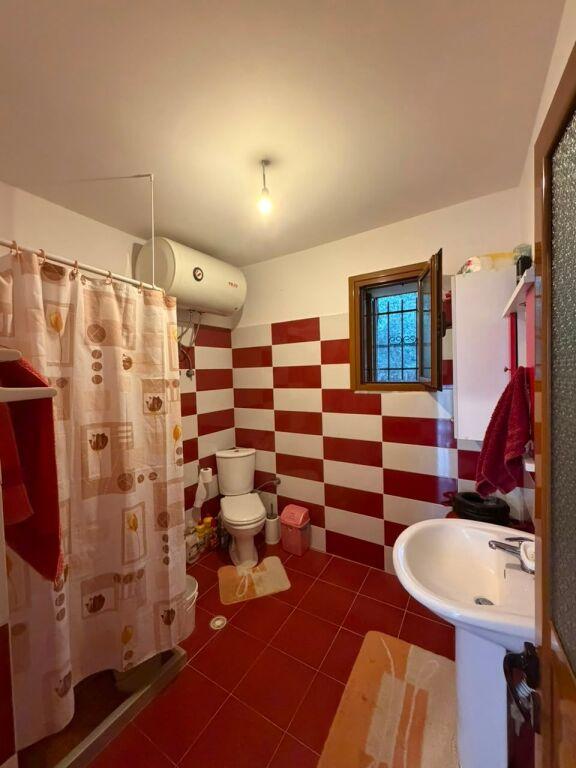 Shtëpi private në shitje në Rruga 40 Shenjtorët, Sarandë, 250 m². Foto 10 nga 10