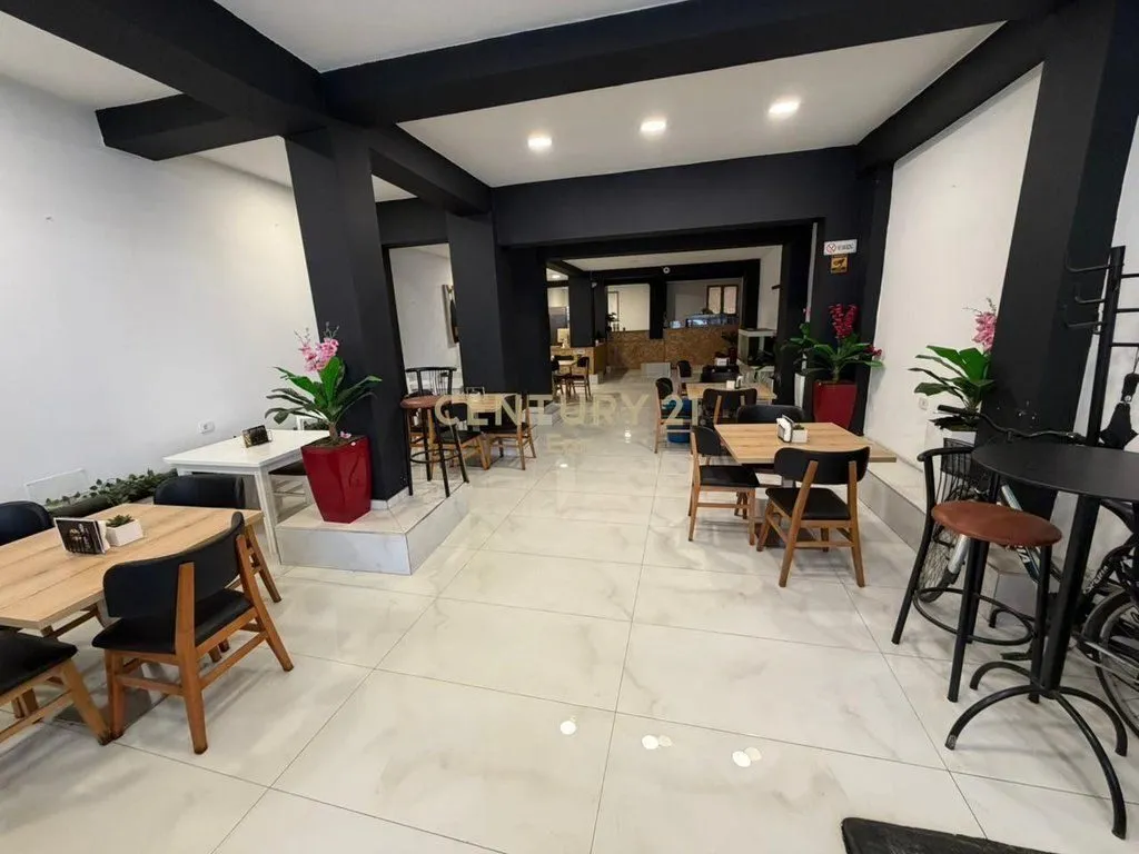 Ambient biznesi në shitje në Rruga Hysen Myshketa, Durrës, 147 m². Foto 1 nga 5