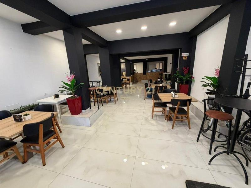 Ambient biznesi në shitje në Rruga Hysen Myshketa, Durrës, 147 m²