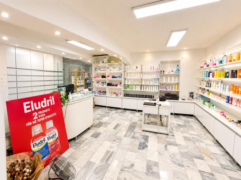 Shop for sale in Shallvaret, Tirana, 42 m²