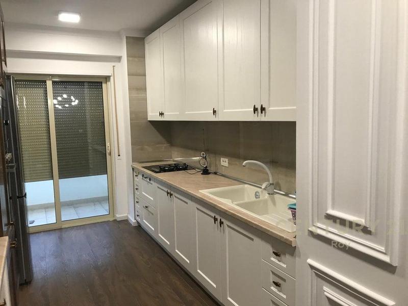Apartament 3+1 në shitje në Tregu i Vogel Industrial, Durrës, 122 m². Foto 6 nga 12
