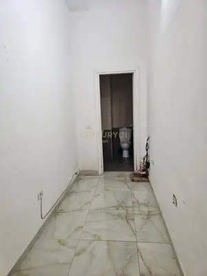 Commercial space for rent in Qendër, Durrës, 50 m². Photo 4 of 5