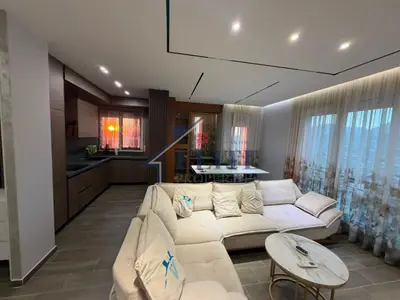 Penthouse for rent in Rruga e Dibrës, Tirana, 120 m². Photo 8 of 12