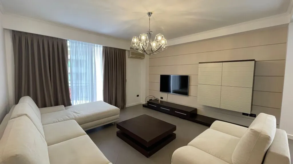 Apartament 2+1 me qera në Libri Universitar, Tiranë, 110 m². Foto 1 nga 11