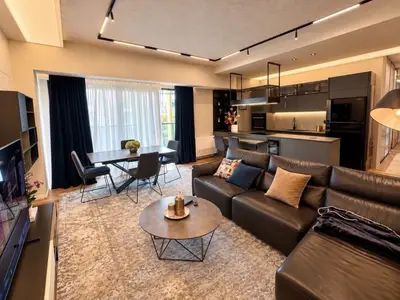 Apartament 2+1 në shitje në Ambasador 3, Tiranë, 145 m². Foto 1 nga 8