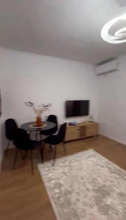 Apartment 1+1 for rent in Restorant Durrësi, Tirana, 60 m². Photo 3 of 3