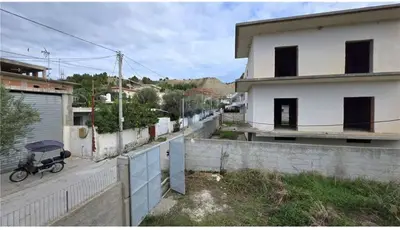 Shtëpi private në shitje në Ish Fabrika e Tullave, Vlorë, 415 m². Foto 4 nga 12