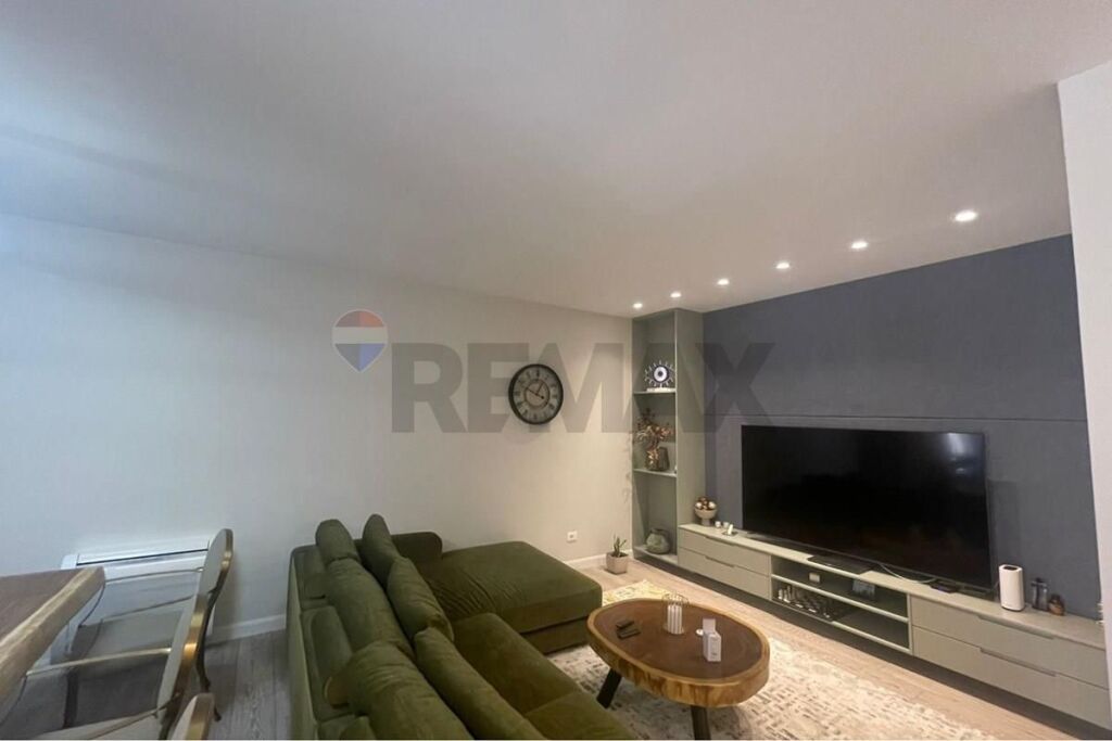 Appartamento in vendita a Rruga Jordan Misja, Tirana, 119 m². Foto 1 di 3