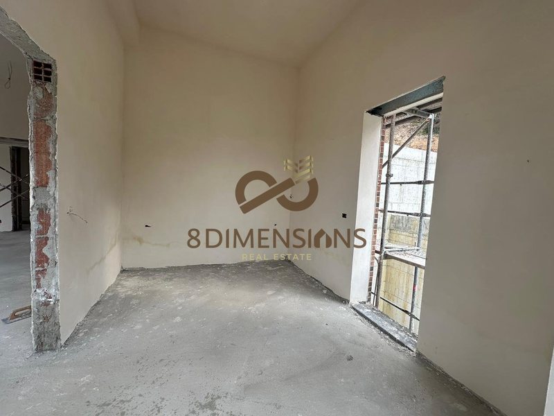 Tokë 2+1 në shitje në Kodra e Diellit, Tiranë, 125 m²