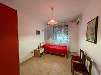 Appartamento 3+1 in affitto a Porti i Durrësit, Durazzo, 120 m². Foto 5 di 8