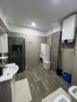 Apartament 2+1 në shitje në Golden Park, Tiranë, 100 m². Foto 6 nga 7