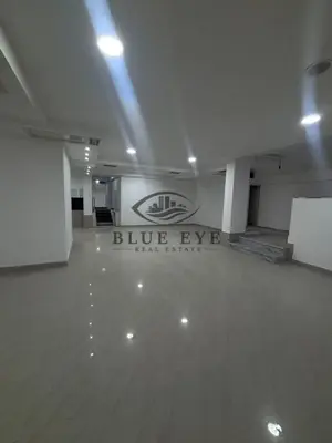Commercial space for rent in Stadiumi, Durrës, 174 m². Photo 4 of 11