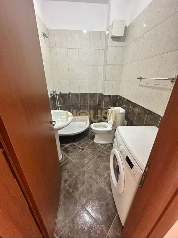 Apartament 2+1 në shitje në Misto Mame, Tiranë, 100 m². Foto 3 nga 3