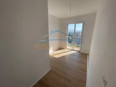 Apartament 3+1 në shitje në Komuna e Parisit, Tiranë, 137 m². Foto 5 nga 9