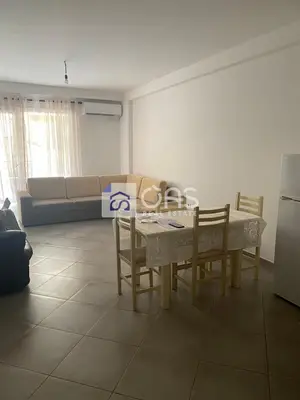 Apartament 2+1 me qera në Kodra e Diellit, Tiranë, 85 m². Foto 3 nga 5