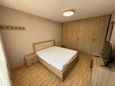 Apartament 2+1 me qera në Xhamia e Tabakeve, Tiranë, 88 m². Foto 3 nga 9