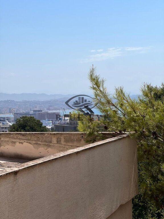 Appartamento 2+1 in vendita a Vila e Mbretërore e Durrësit, Durazzo, 91 m²