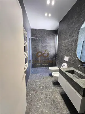 Appartamento in affitto a Liqeni i Thatë, Tirana, 77 m². Foto 7 di 9