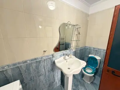 Apartament 2+1 me qera në Rruga Fortuzi, Tiranë, 125 m². Foto 5 nga 6