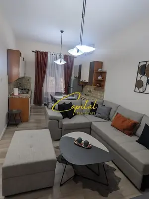Apartament 2+1 me qera në Vasil Shanto, Tiranë, 77 m². Foto 1 nga 7