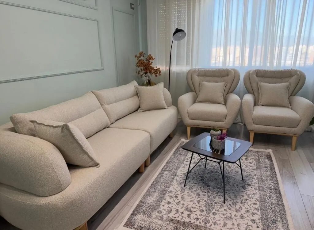 Appartamento in affitto a Yzberisht, Tirana, 110 m². Foto 1 di 10