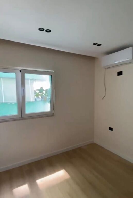 Apartment 1+1 for sale in Komuna e Parisit, Tirana, 47 m². Photo 2 of 3