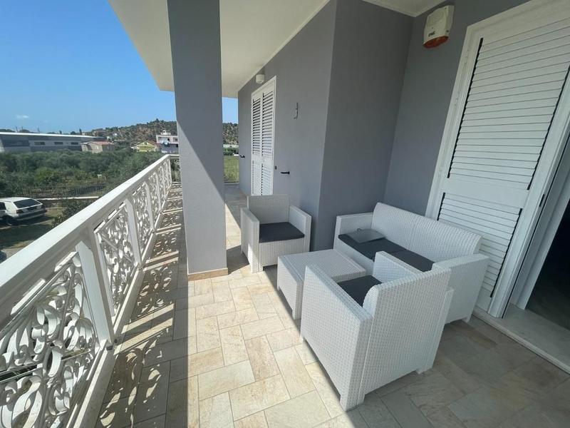 Casa indipendente in vendita a Rruga Vore Marikaj, Tirana, 410 m²