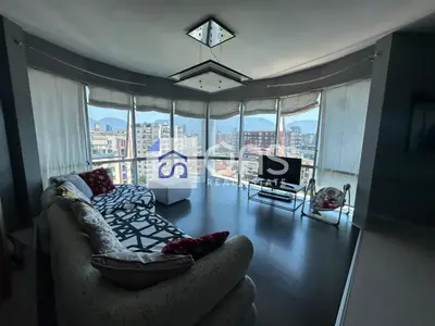 Apartament 2+1 me qera në Komuna e Parisit, Tiranë, 133 m². Foto 1 nga 9