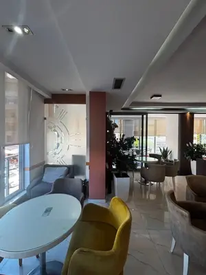 Commercial space for rent in Rruga Hysen Kertusha, Durrës, 120 m². Photo 5 of 8