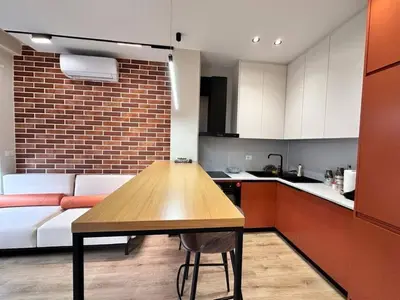 Apartament 1+1 me qera në Rruga Karl Gega, Tiranë, 70 m². Foto 2 nga 7