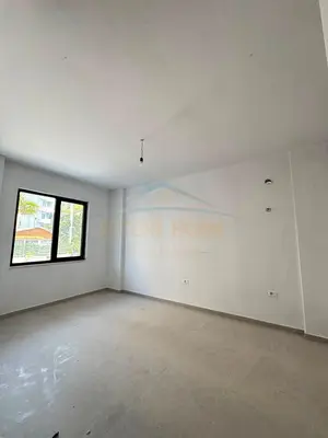 Apartament 1+1 në shitje në Mali i Robit, Durrës, 55 m². Foto 2 nga 6