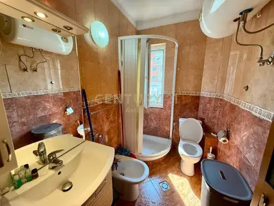 Apartament 2+1 me qera në Garda, Tiranë, 65 m². Foto 8 nga 9