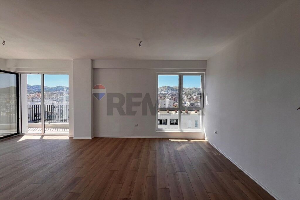 Appartamento in vendita a Komuna e Parisit, Tirana, 137 m². Foto 3 di 3