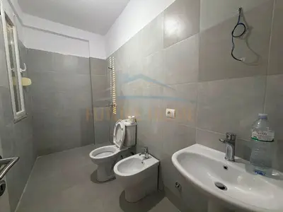 Apartament 3+1 me qera në Spitallë, Durrës, 75 m². Foto 6 nga 7