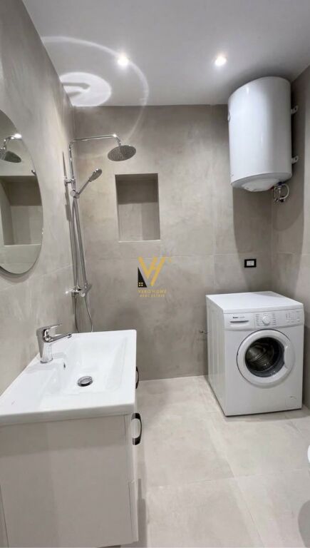 Apartament 1+1 në shitje në Komuna e Parisit, Tiranë, 66 m². Foto 3 nga 3