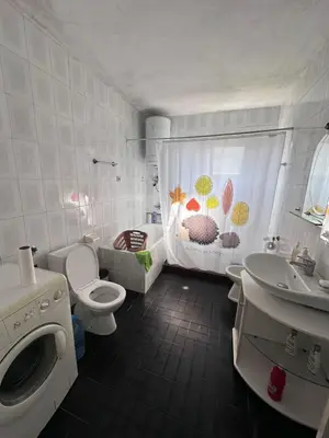 House for rent in Rruga 1 Maj, Fier, 100 m². Photo 8 of 8
