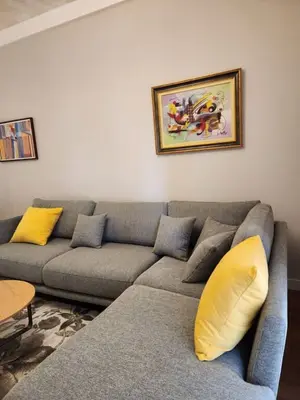 Apartament 1+1 me qera në Rruga e Kavajës, Tiranë, 76 m². Foto 2 nga 6